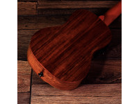 Barnes & Mullins Concert Ukulele Electro Walnut Barnes & Mullins Concert Ukulele Electro Walnut